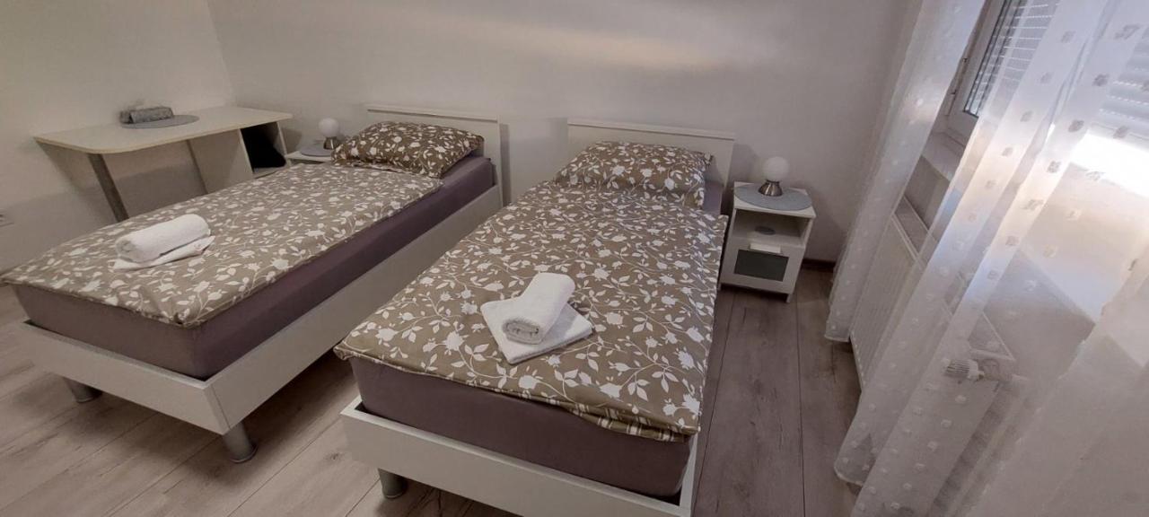 Apartman Bloom Osijek Exterior photo